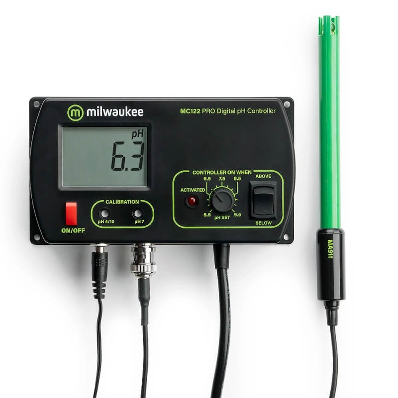 Contrôleur de pH avec prise 220v - MILWAUKEE